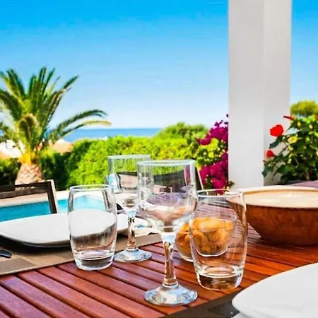 Binibequer Vell Sleeps 6 With Pool And Air Con