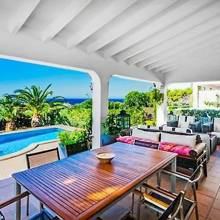 Binibequer Vell Sleeps 6 With Pool And Air Con *